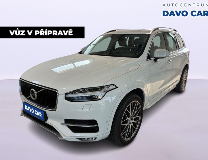 Volvo XC90 SUV / Terénní 2,0 l 140 kw
