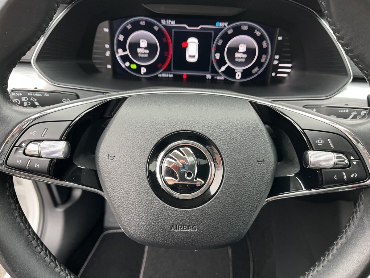 Škoda Superb Kombi 2,0 l 110 kw