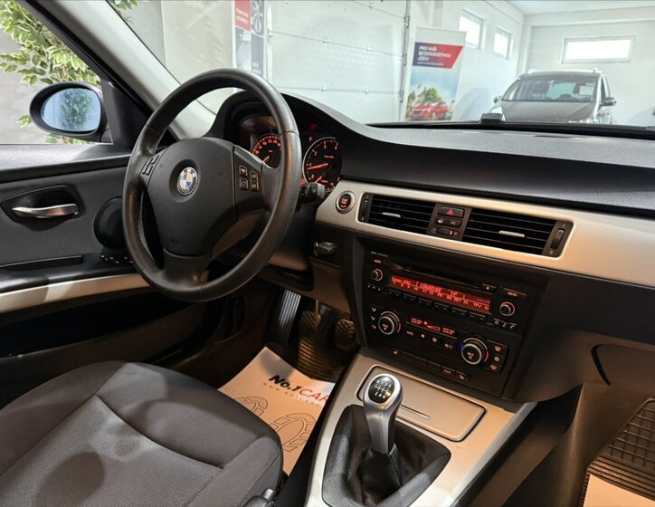BMW Řada 3 Sedan / Limuzína 2,0 l 105 kw