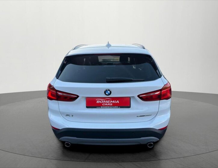 BMW X1 Kombi 2,0 l 141 kw