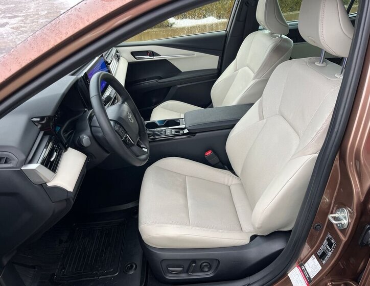 Toyota Camry Sedan 2,5 l 137 kw