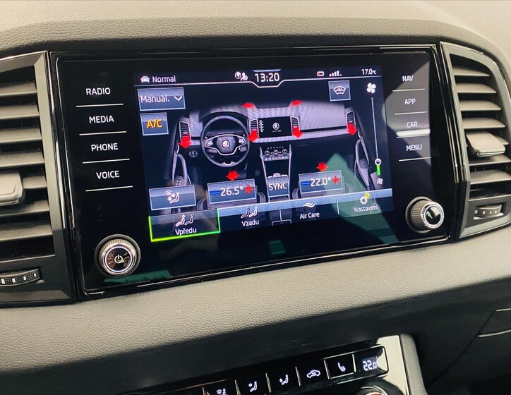 Škoda Karoq SUV / Terénní 1,5 l 110 kw