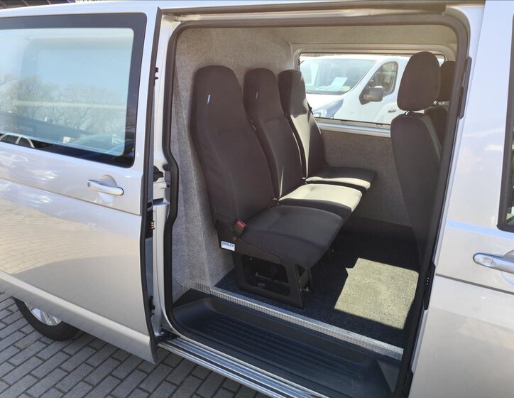 Volkswagen Transporter Kombi 2,0 l 110 kw