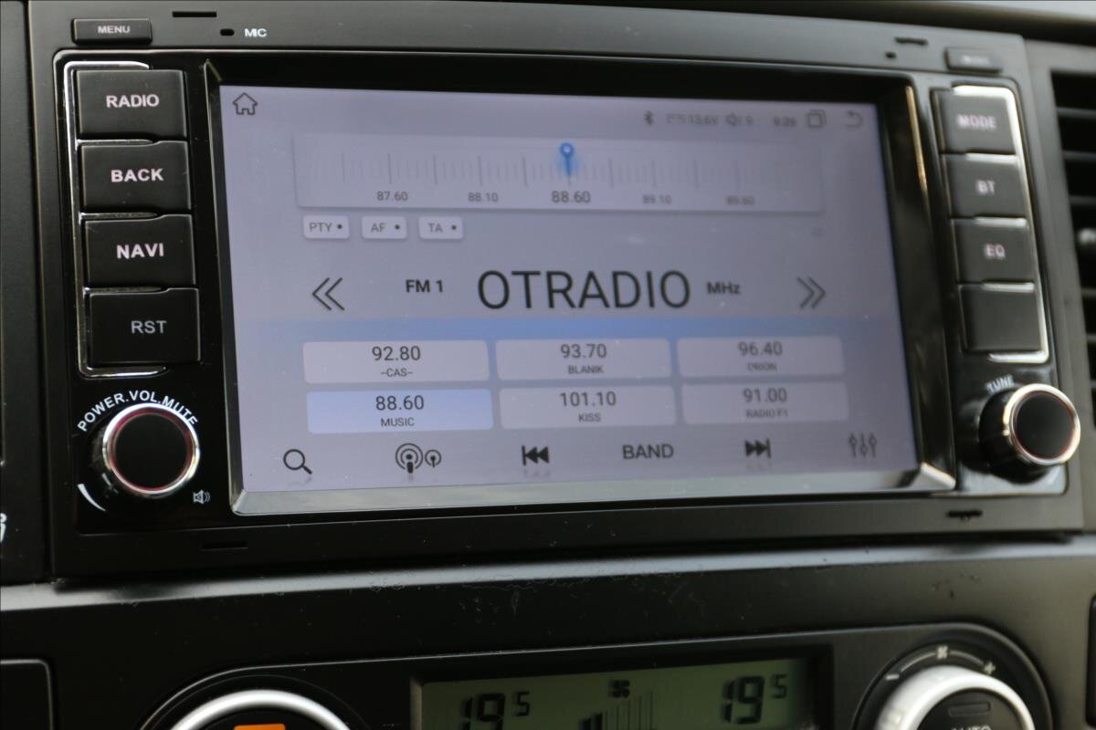 Volkswagen Multivan MPV 2,5 l 128 kw