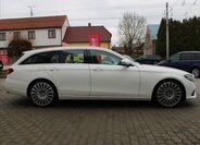 Mercedes-Benz Třídy E Kombi 2,0 l 135 kw