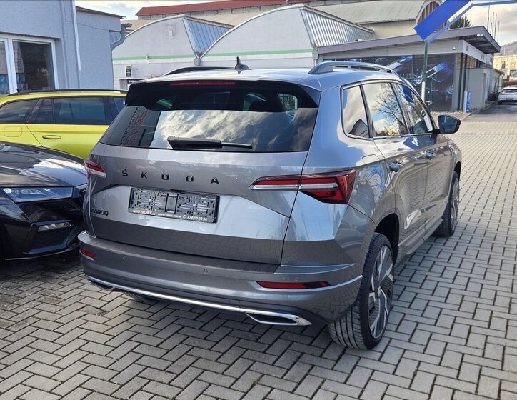 Škoda Karoq SUV / Terénní 1,5 l 110 kw