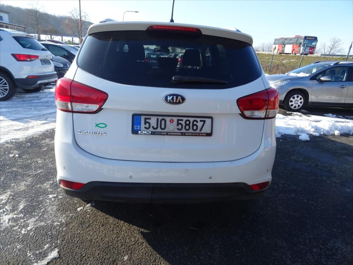 KIA Carens