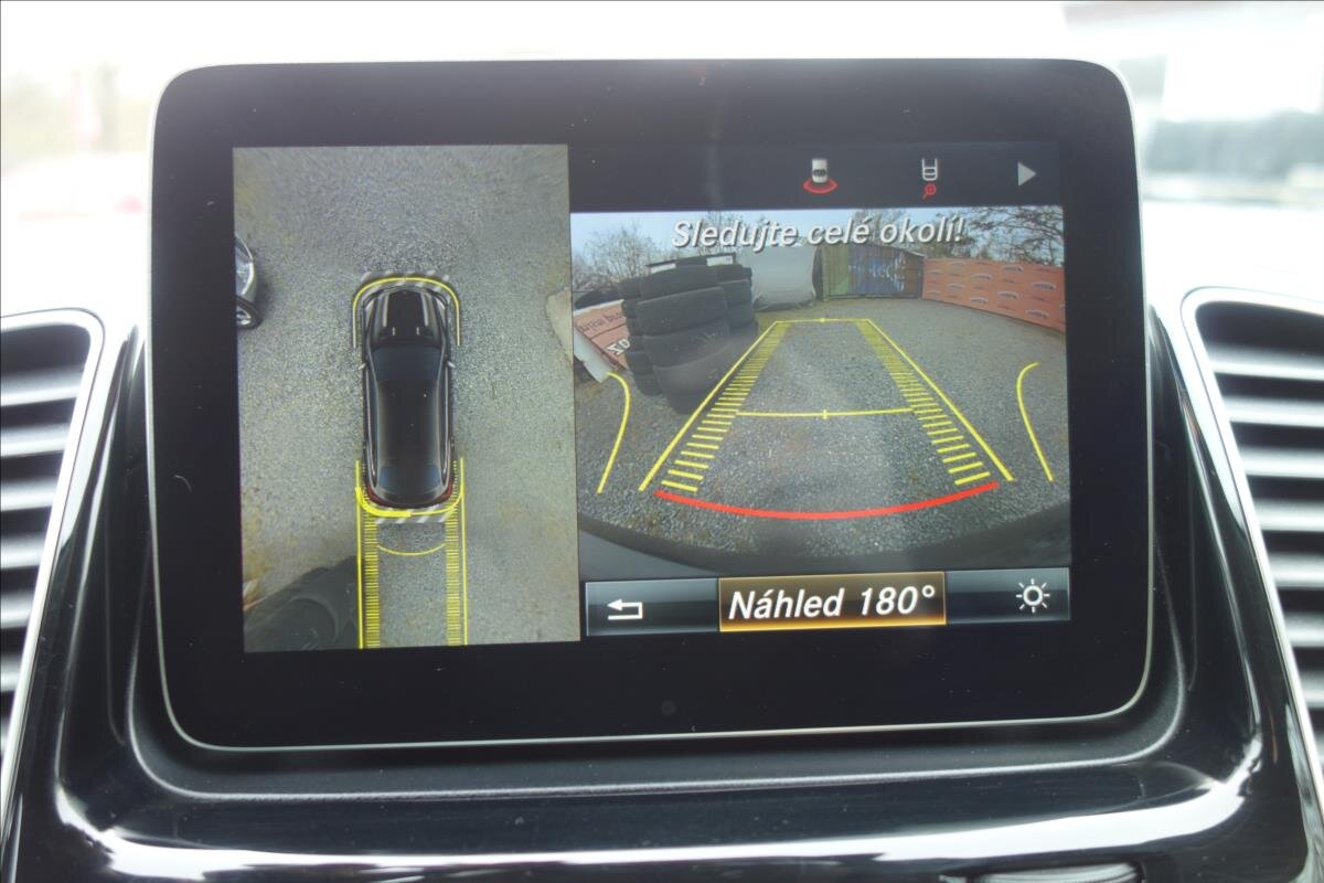 Mercedes-Benz GLE SUV / Terénní 3,0 l 190 kw