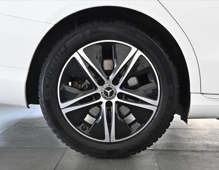 Mercedes-Benz Třídy C 34