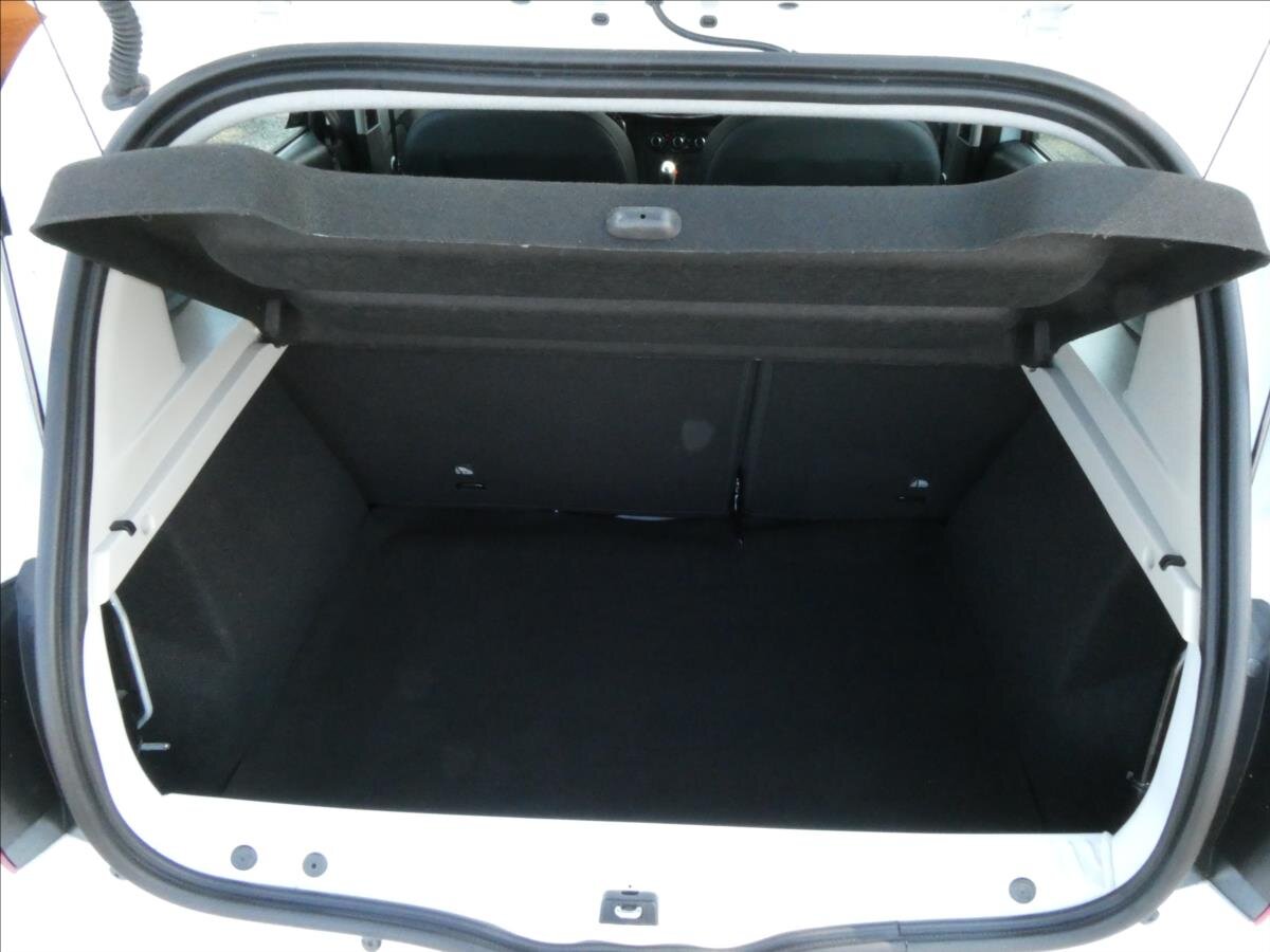 Dacia Sandero Hatchback 999,0 54 kw