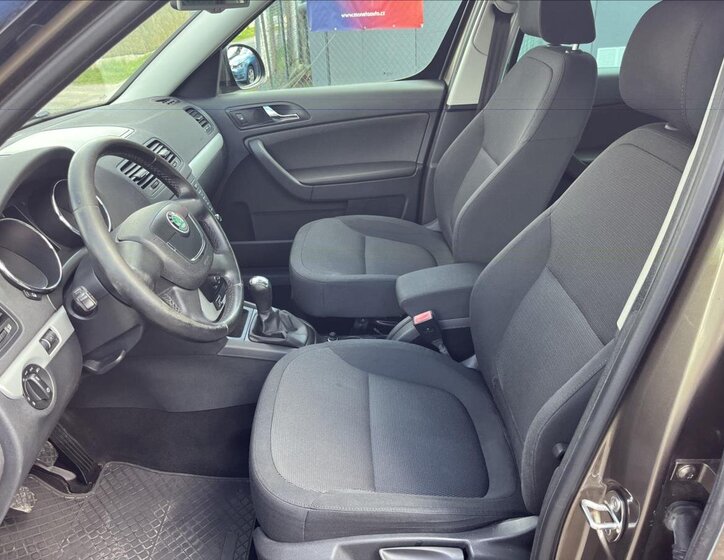 Škoda Yeti SUV / Terénní 1,2 l 77 kw