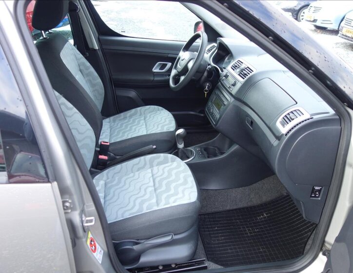 Škoda Roomster Kombi 1,4 l 63 kw