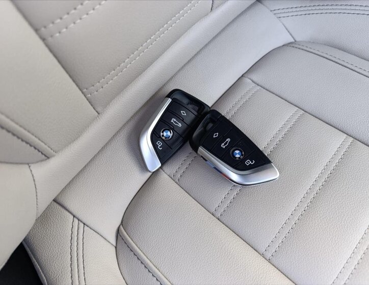 BMW i4 Sedan / Limuzína 0,0 400 kw