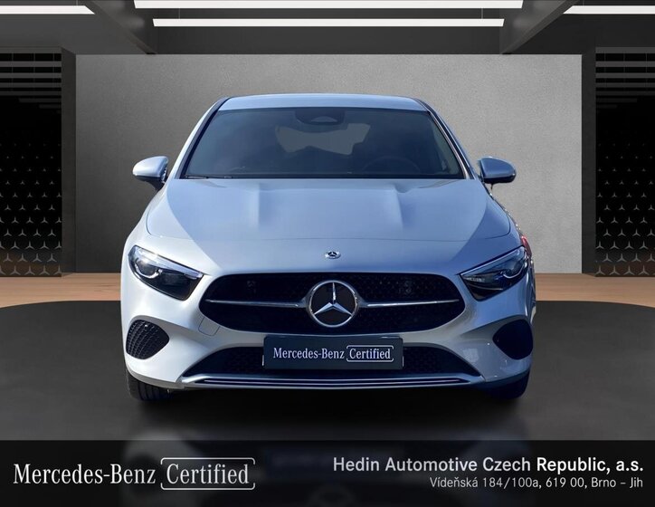 Mercedes-Benz Třídy A Hatchback 1,3 l 120 kw