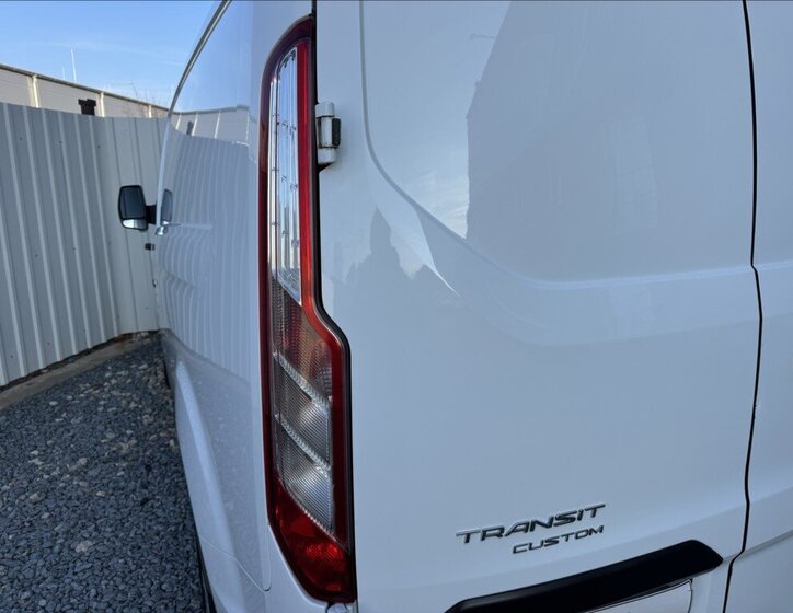 Ford Transit Custom Skříň 2,0 l 77 kw