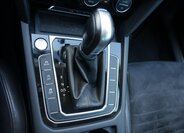 Volkswagen Passat Sedan / Limuzína 2,0 l 176 kw