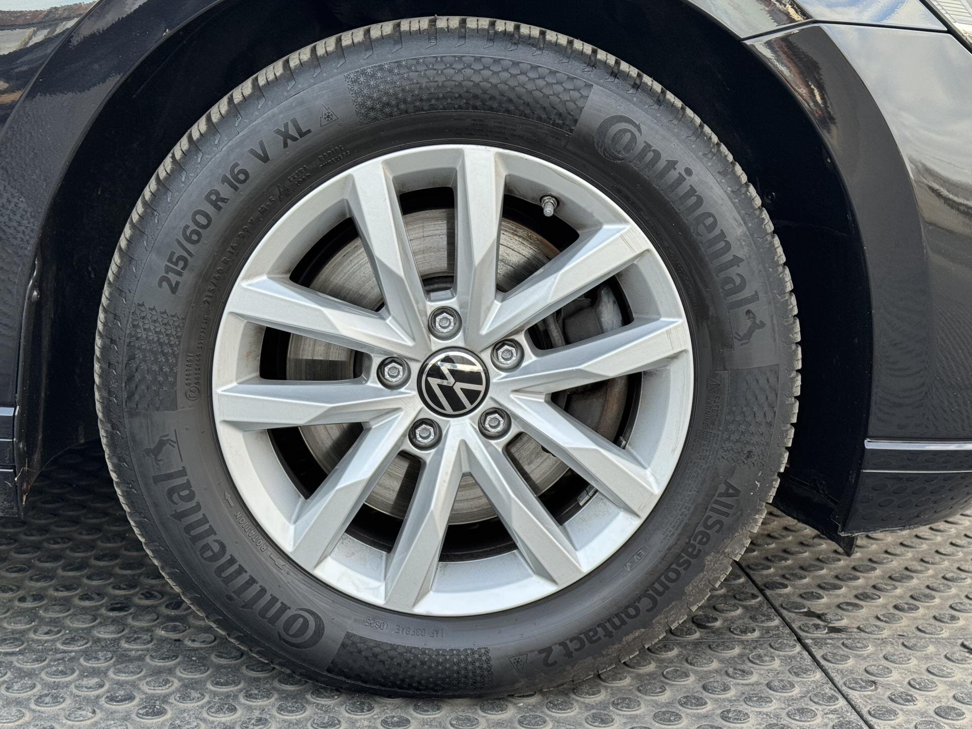 Volkswagen Passat Kombi 2,0 l 110 kw