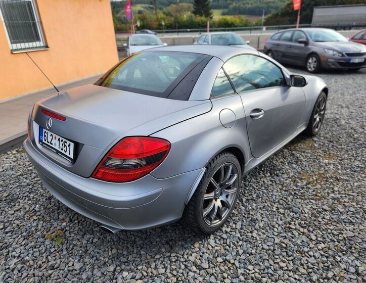 Mercedes-Benz SLK 10