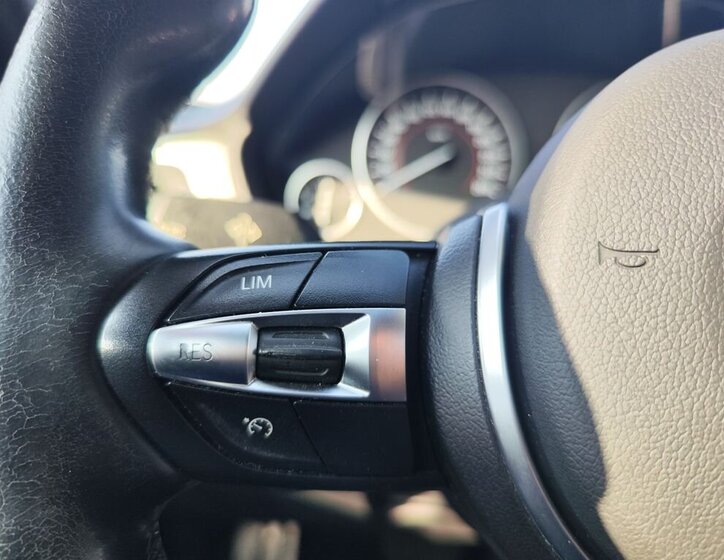 BMW Řada 3 Kombi 2,0 l 140 kw