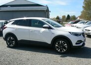 Opel Grandland X SUV / Terénní 1,2 l 96 kw