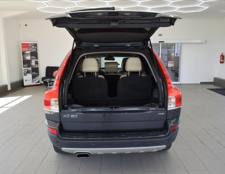 Volvo XC90 SUV / Terénní 2,4 l 136 kw