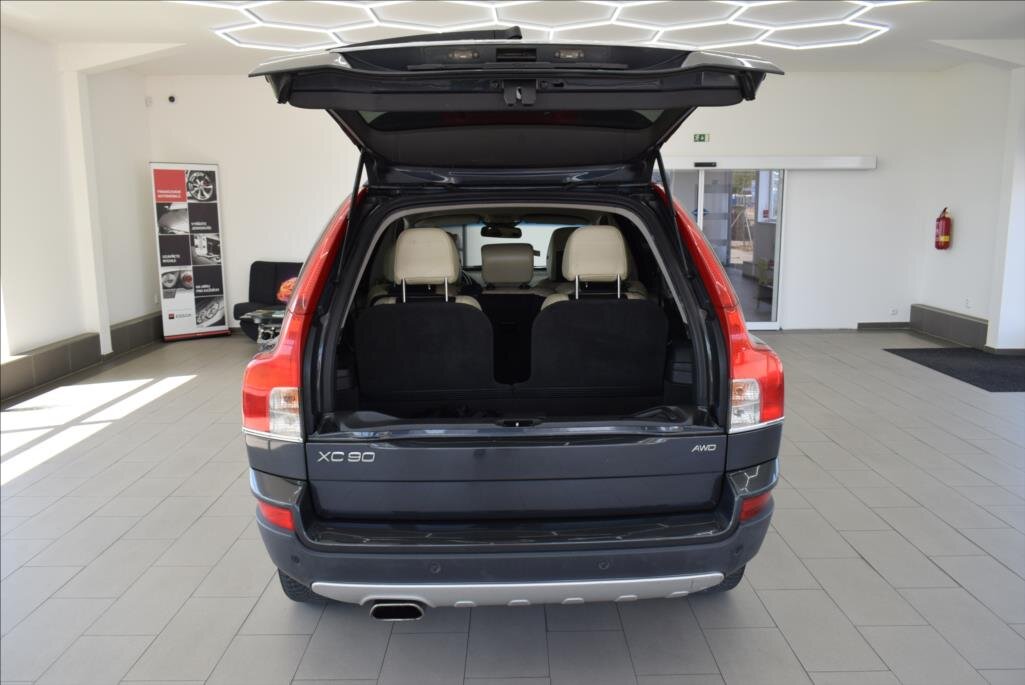 Volvo XC90 SUV / Terénní 2,4 l 136 kw