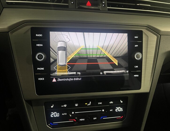 Volkswagen Passat 31