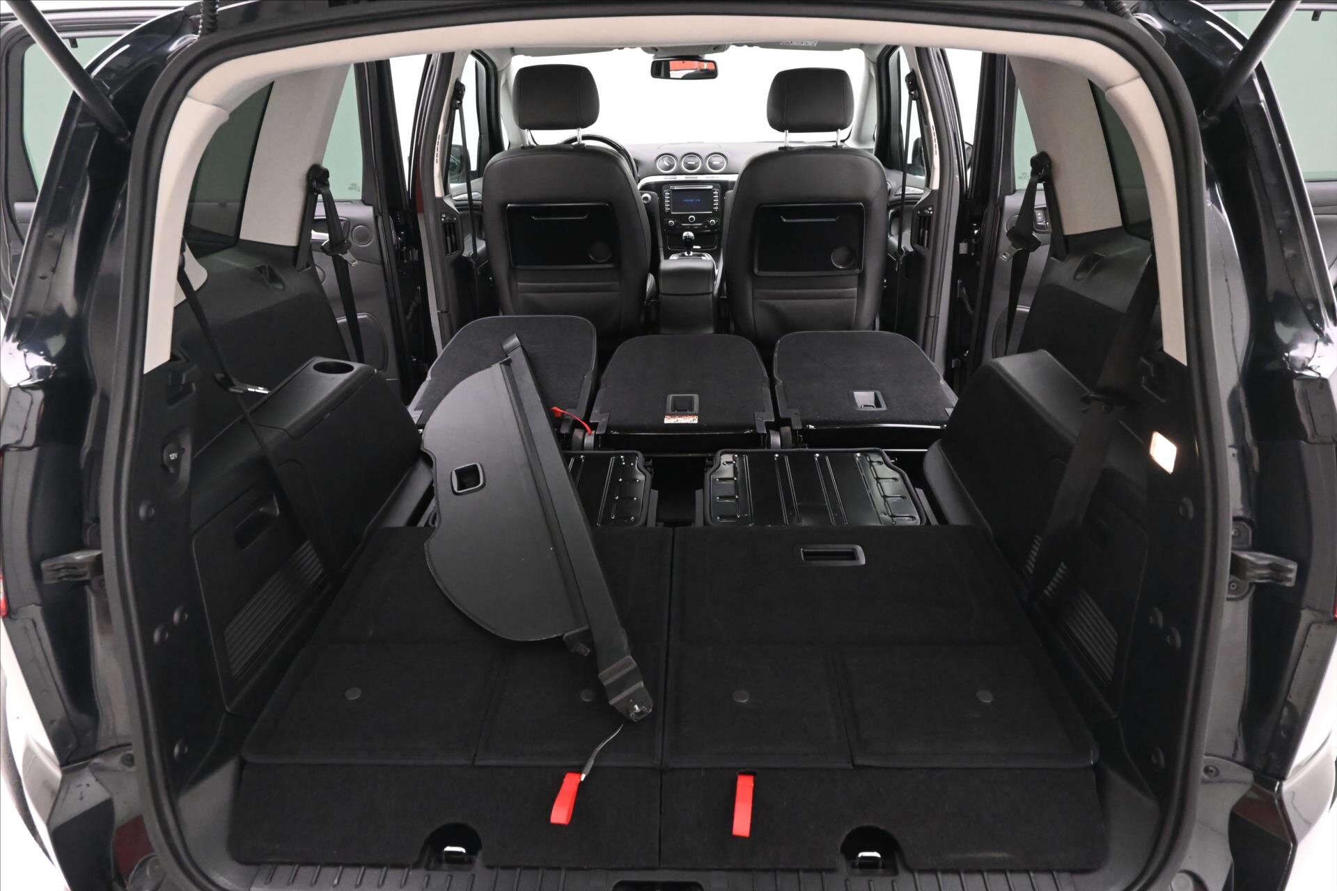 Ford S-MAX MPV 2,0 l 100 kw