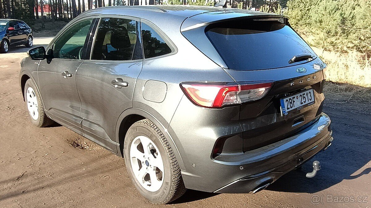 Ford Kuga SUV / Terénní 1,5 l 110 kw