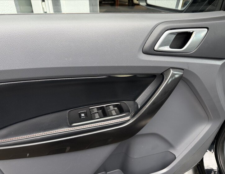 Ford Ranger Pick-up 3,2 l 147 kw