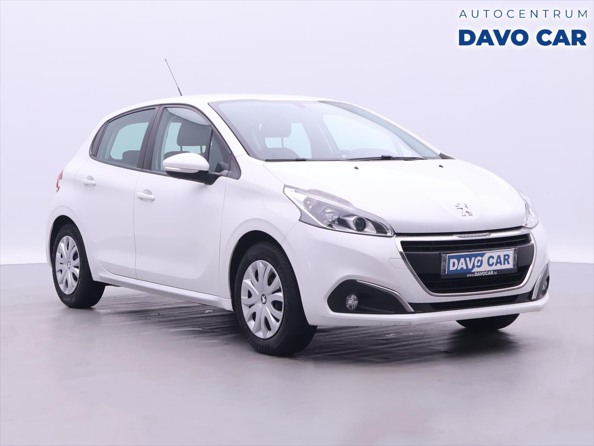 Peugeot 208 Hatchback 1,2 l 60 kw