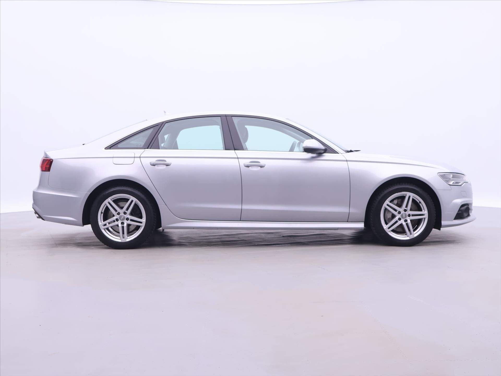 Audi A6 Sedan / Limuzína 3,0 l 235 kw