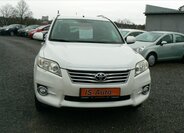 Toyota RAV4 SUV / Terénní 2,2 l 110 kw