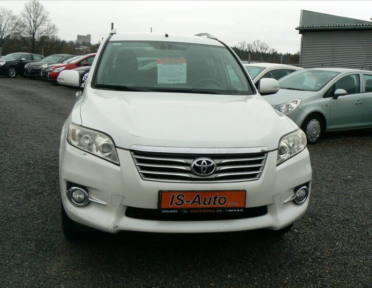 Toyota RAV4 SUV / Terénní 2,2 l 110 kw