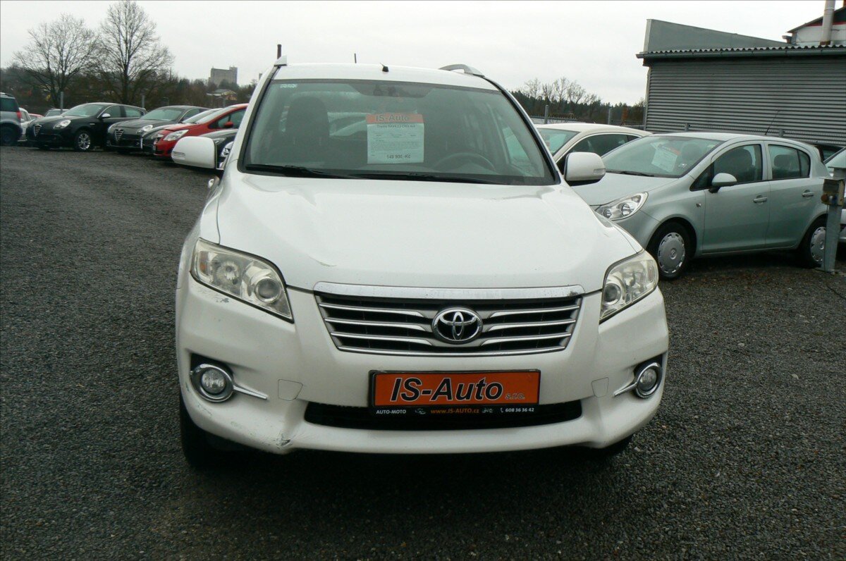 Toyota RAV4 SUV / Terénní 2,2 l 110 kw
