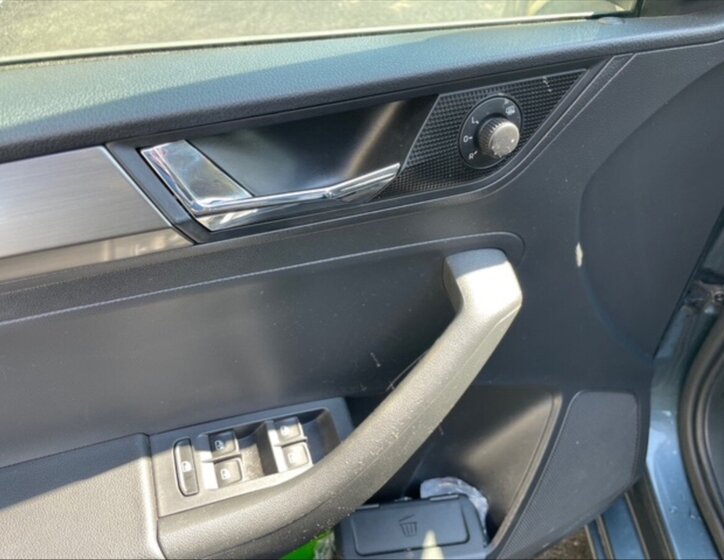 Škoda Rapid Sedan / Limuzína 1,6 l 85 kw