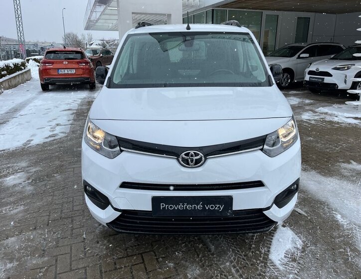 Toyota ProAce City Verso MPV 1,5 l 96 kw