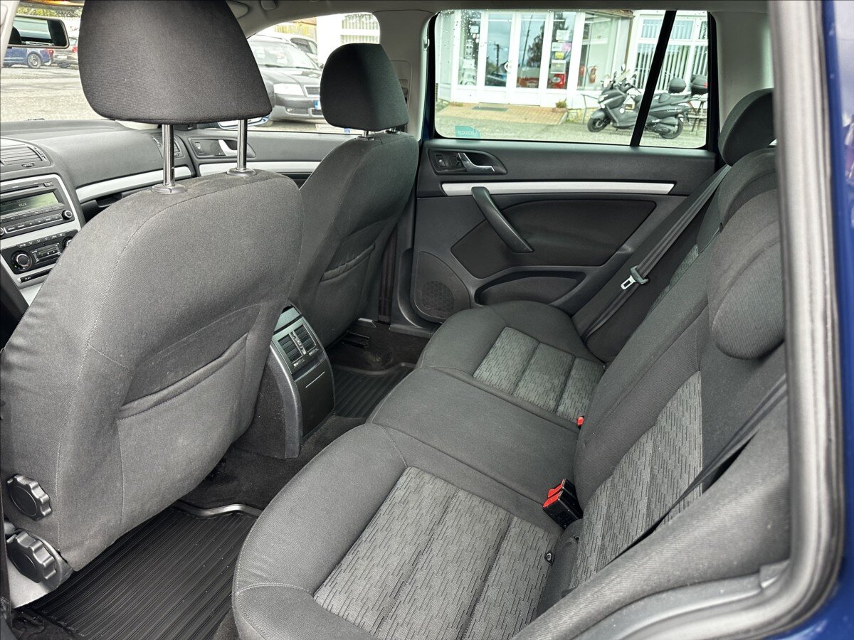 Škoda Octavia Kombi 1,6 l 77 kw