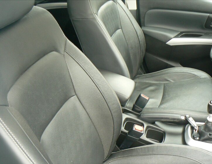 Suzuki SX4 S-Cross SUV / Terénní 1,4 l 103 kw