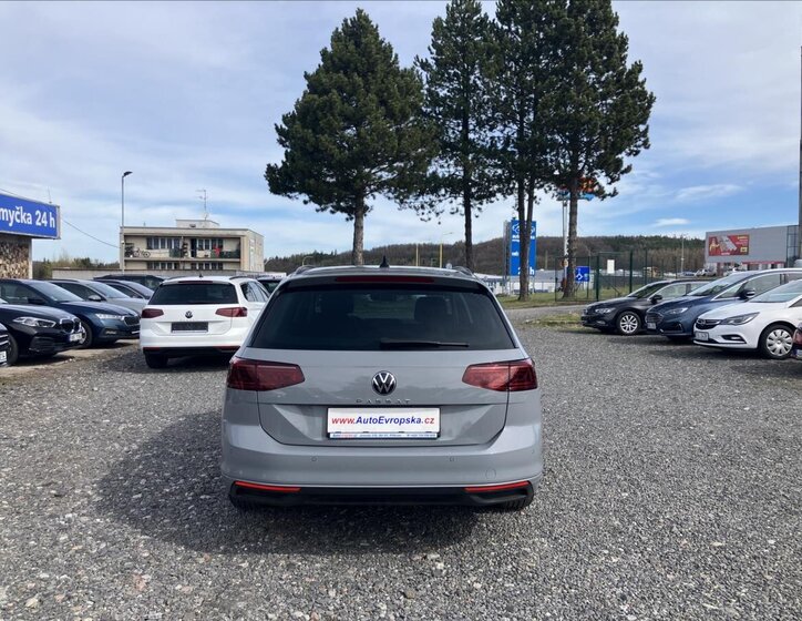 Volkswagen Passat Kombi 2,0 l 110 kw