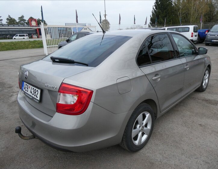 Škoda Rapid Sedan / Limuzína 1,2 l 77 kw