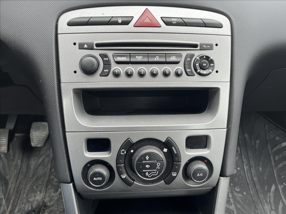 Peugeot 308 Hatchback 1,4 l 72 kw