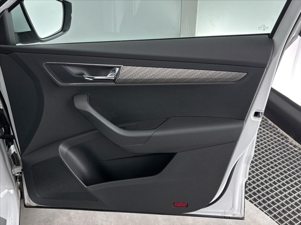 Škoda Karoq SUV / Terénní 1,5 l 110 kw