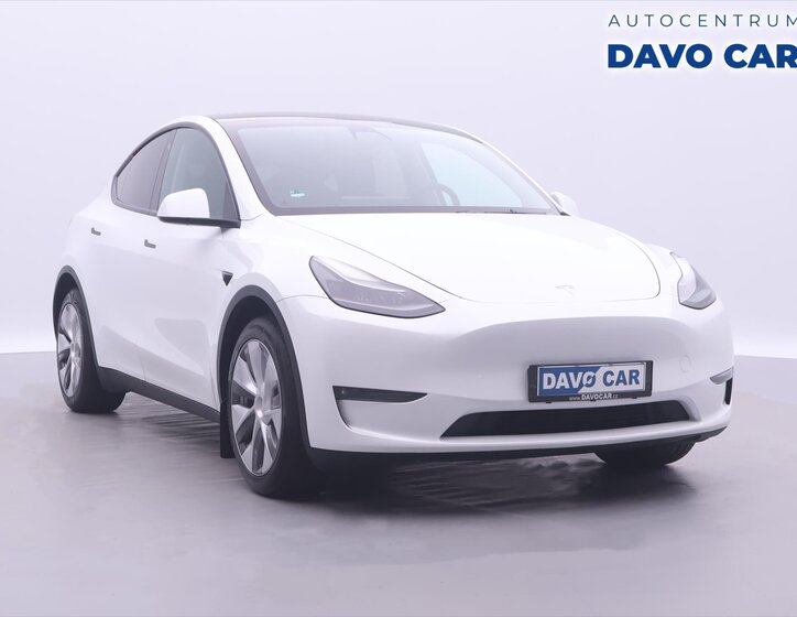 Tesla Model Y 1