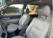 Toyota Land Cruiser 32