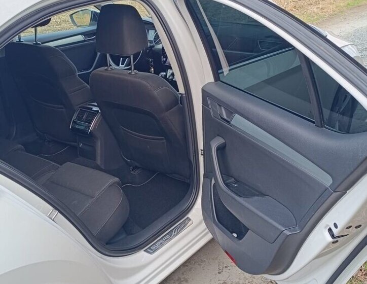 Škoda Superb Kombi 0,0 110 kw