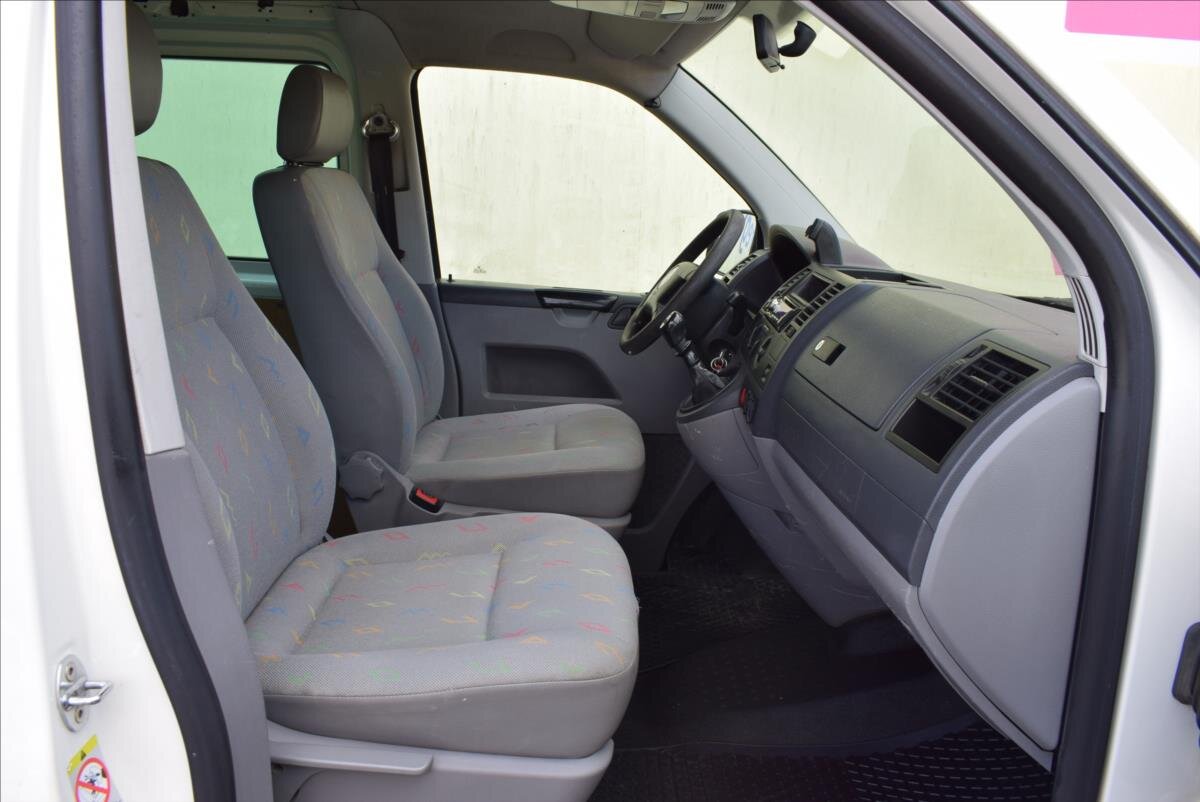 Volkswagen Transporter Ostatní 2,5 l 96 kw