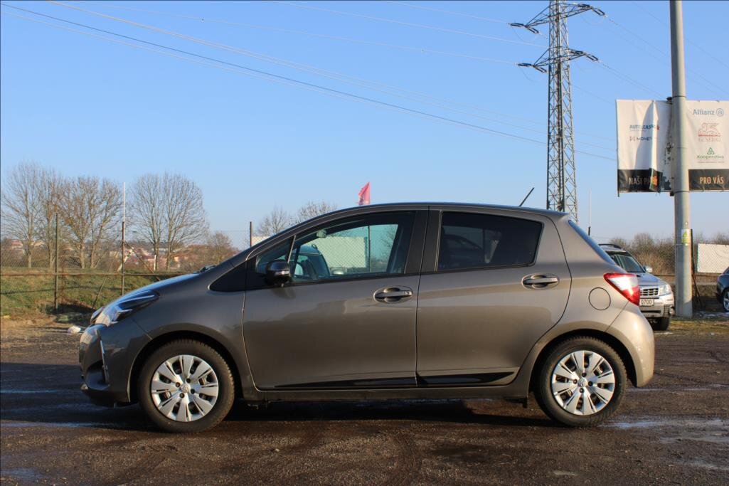 Toyota Yaris Hatchback 1,5 l 82 kw