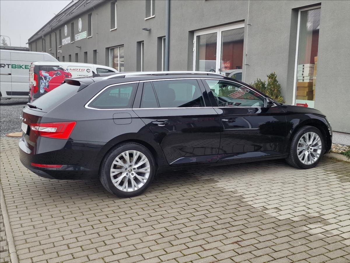 Škoda Superb Kombi 2,0 l 110 kw