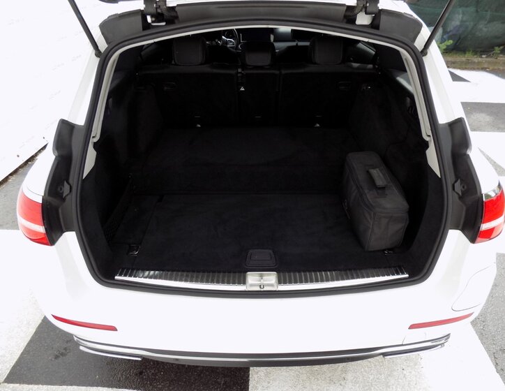 Mercedes-Benz Třídy E 9